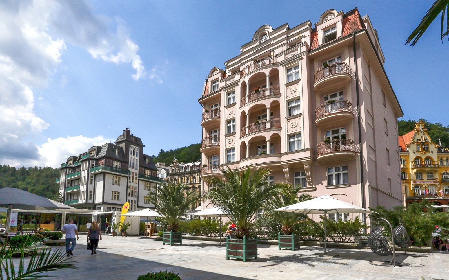Karlove Vary: Art Deco WOLKER **** s neobmedzeným wellness, až 8 procedúrami a polpenziou + dieťa zadarmo