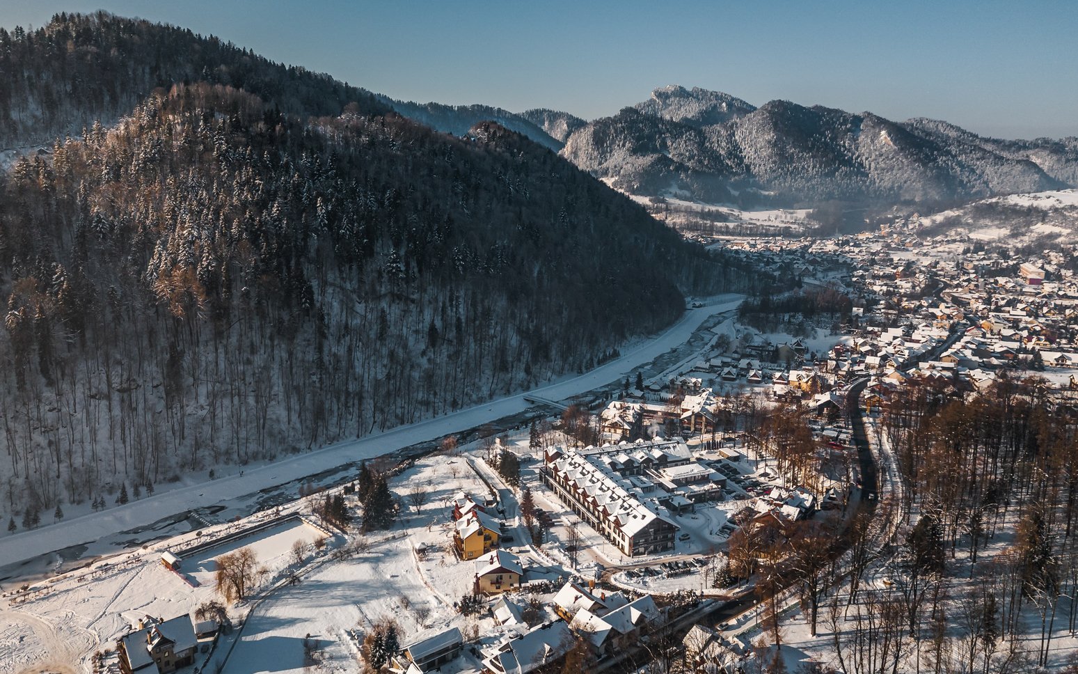 Poľské Pieniny 250 m od zjazdovky: Hotel Szczawnica Park ***** s raňajkami/polpenziou a wellness neobmedzene