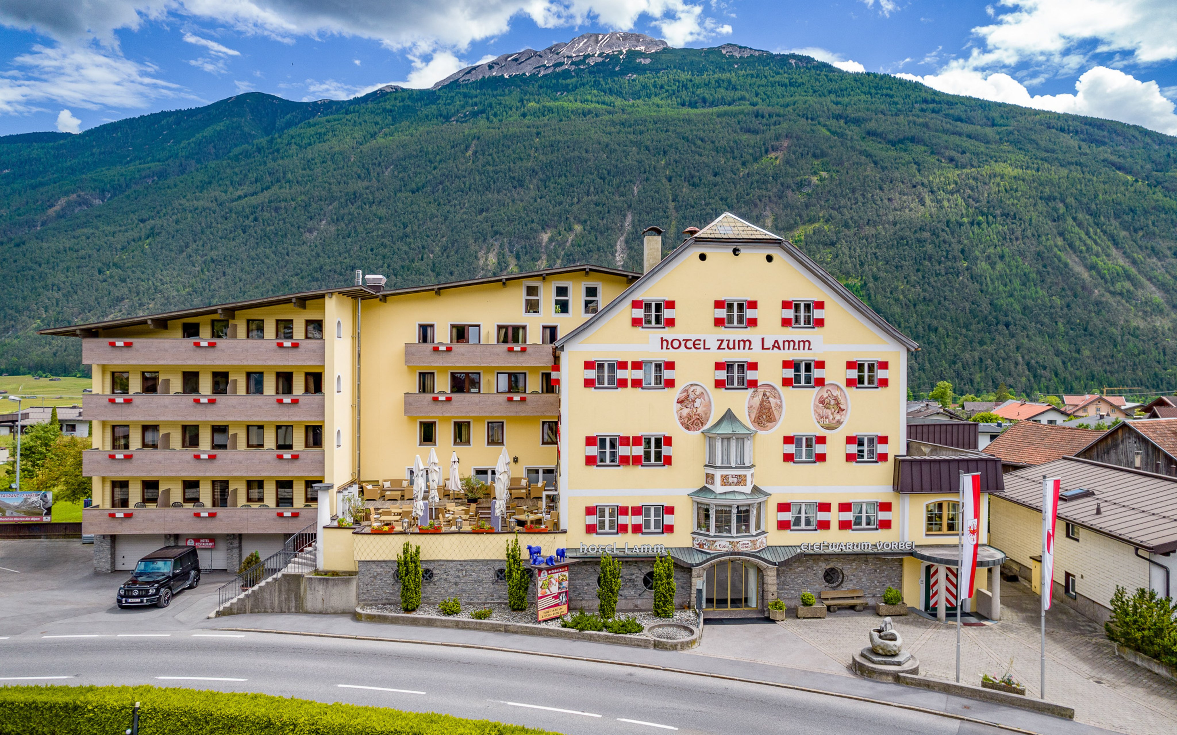 Tirolsko aktívne v Hoteli zum Lamm *** s polpenziou a wellness + vstup do outdoorového parku a na bouldering