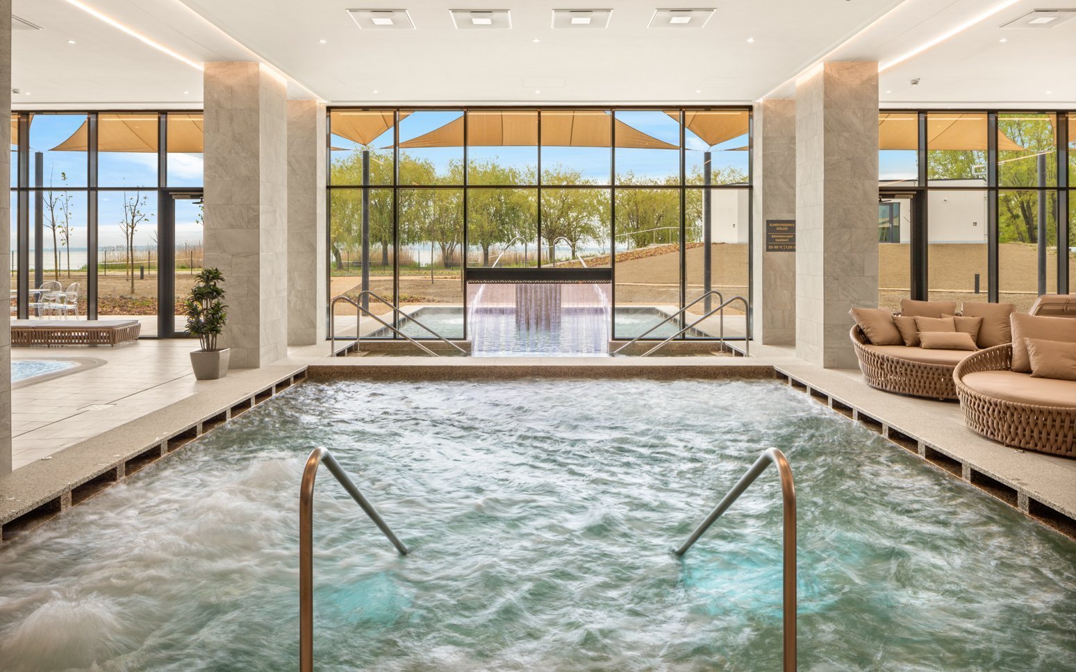 Exkluzívny pobyt pri Balatone v Sirius Hoteli ****+ s polpenziou a luxusným wellness centrom + welcome drink