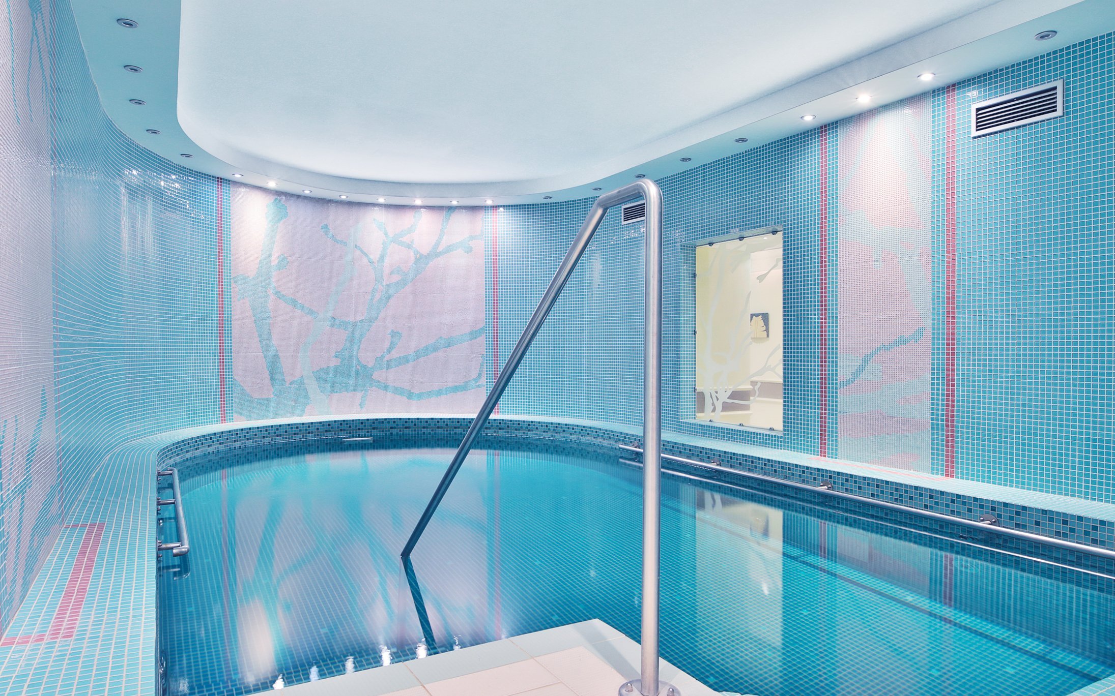 Mariánské Lázně priamo v centre v Hoteli Sun Palace Spa & Wellness **** s krytým bazénom, saunou a polpenziou
