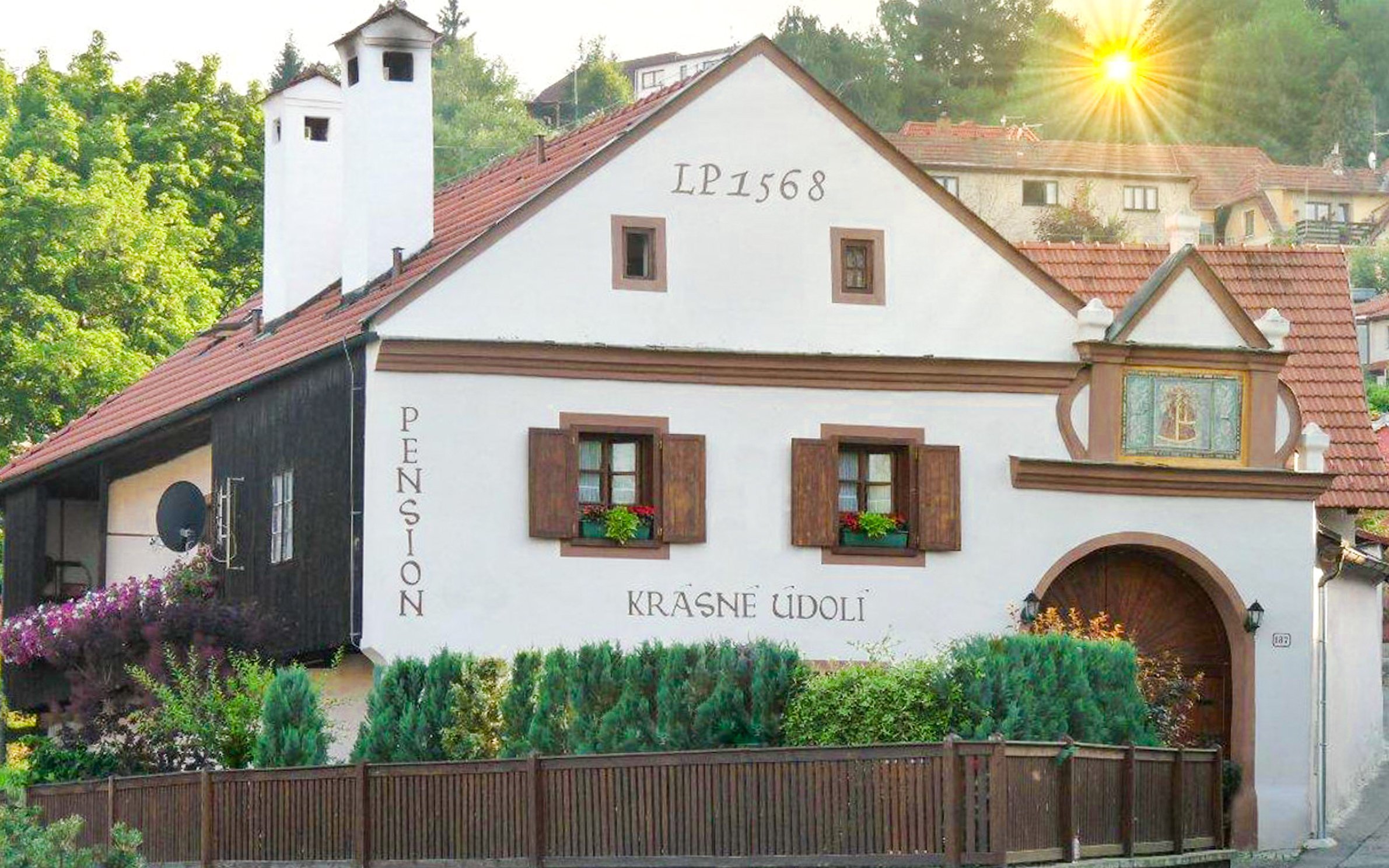 Český Krumlov: Pobyt v dobovom Penzióne Krásné Údolí s raňajkami + záhrada a sada na prípravu kávy a čaju