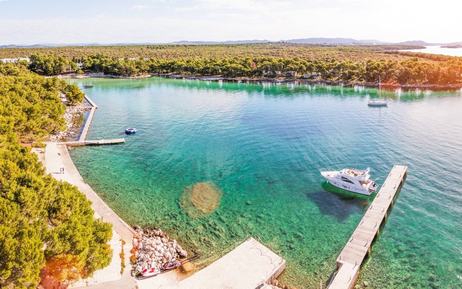 Severná Dalmácia v Crvena Luka Hoteli IN **** s bufetovými raňajkami a wellness + vstup na súkromnú pláž