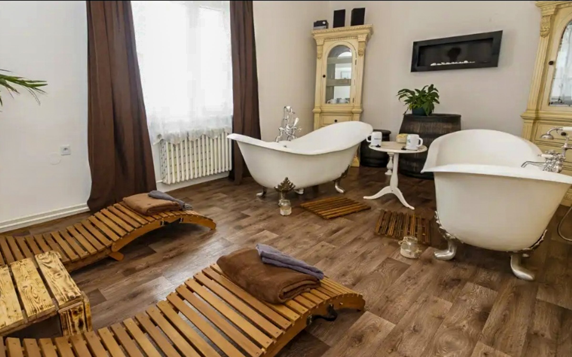 Pobyt pri Jičíne: Hotel Český Ráj *** s polpenziou, vírivkou a pivnými kúpeľmi + kúpeľ a občerstvenie