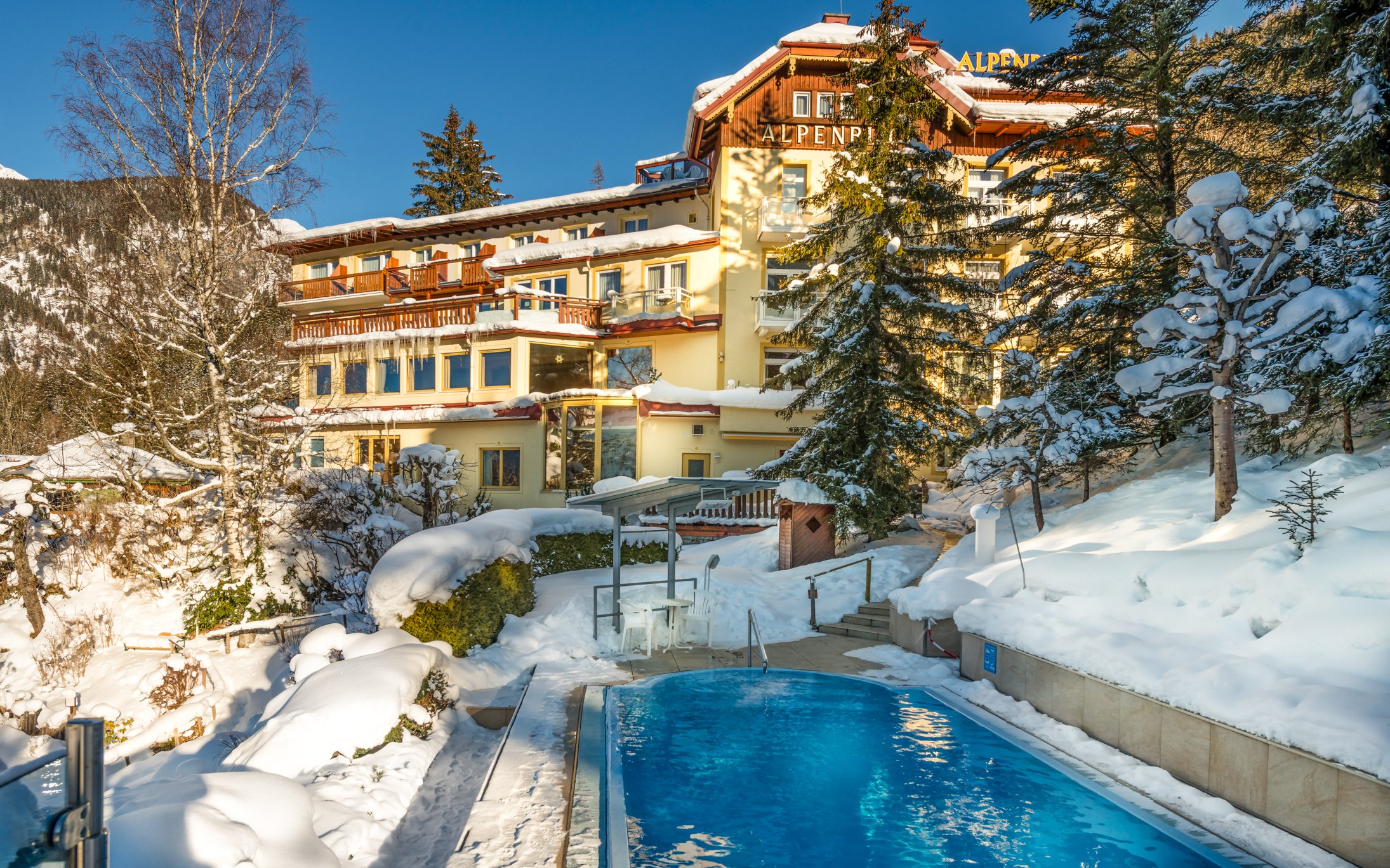 Rakúske Alpy: Zima v Hoteli Alpenblick *** s bohatým wellness, termálnym bazénom a polpenziou<br/>Hotel Alpenblick ***, Kötschachtaler Straße 17, Bad Gastein 5640, info@alpenblick-gastein.at