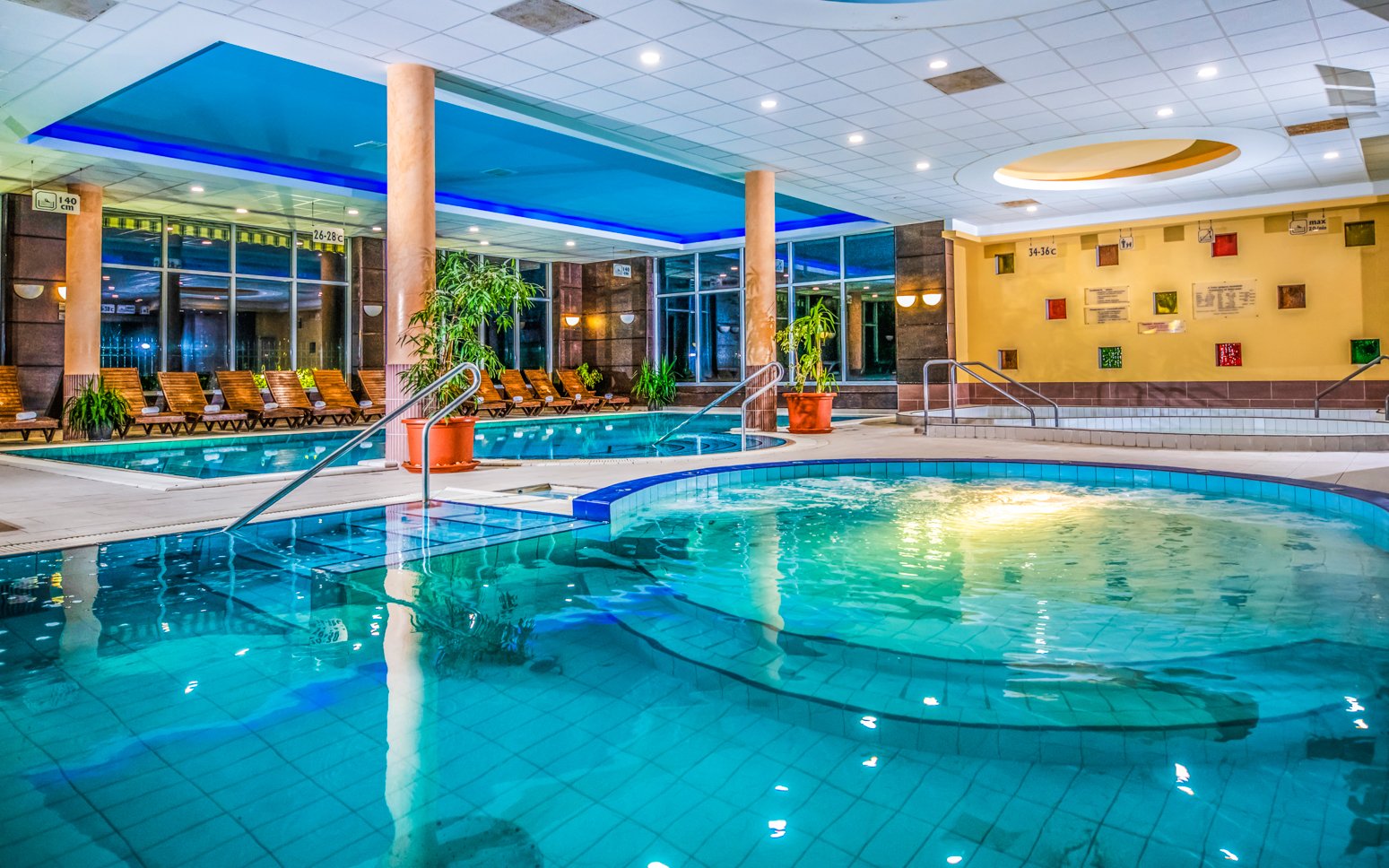 Maďarsko: Mezőkövesd v Balneo Hoteli Zsori Thermal & Wellness **** s polpenziou a termálnym wellness s bazénmi<br/>Balneo Hotel Zsori Thermal & Wellness ****, Fülemüle út 2, Mezőkövesd 3400, info@balneohotel.hu