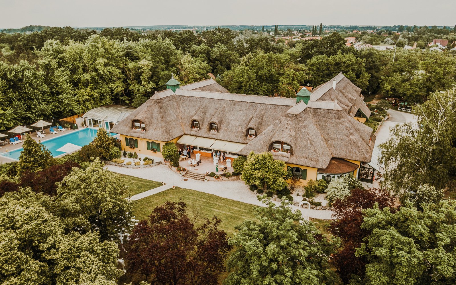 Nyerges Hotel Thermal ***+ pri Budapešti ideálny pre rodiny + termálne wellness, bohaté vyžitie a polpenzia
