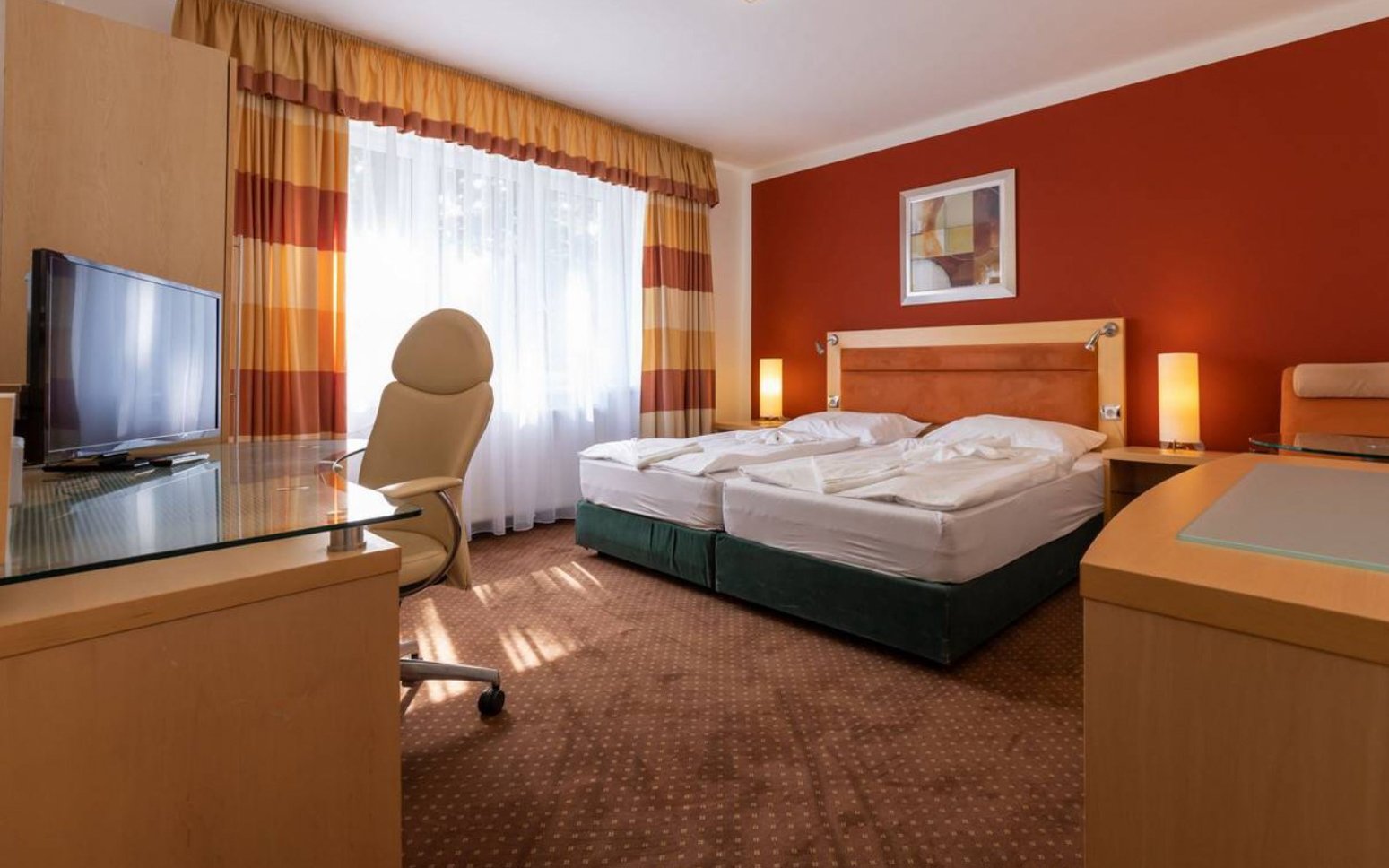 Krušné hory pri Karlových Varoch: Hotel Subterra *** s wellness, raňajkami/polpenziou a vstupom do pivovaru