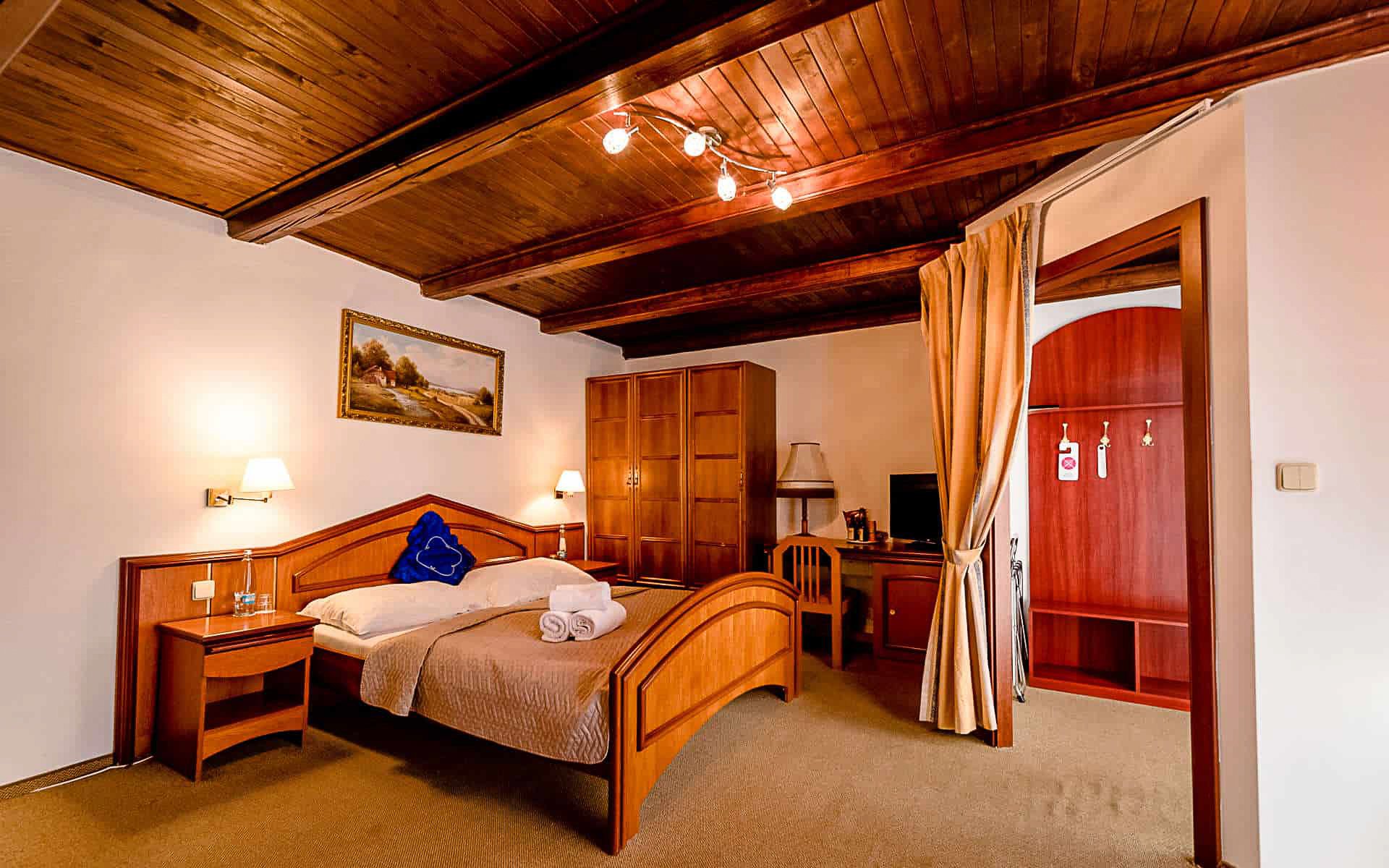 Mariánské Lázně: Schlosshotel Marienbad *** s raňajkami/polpenziou a možnosťou dokúpenia procedúr či wellness
