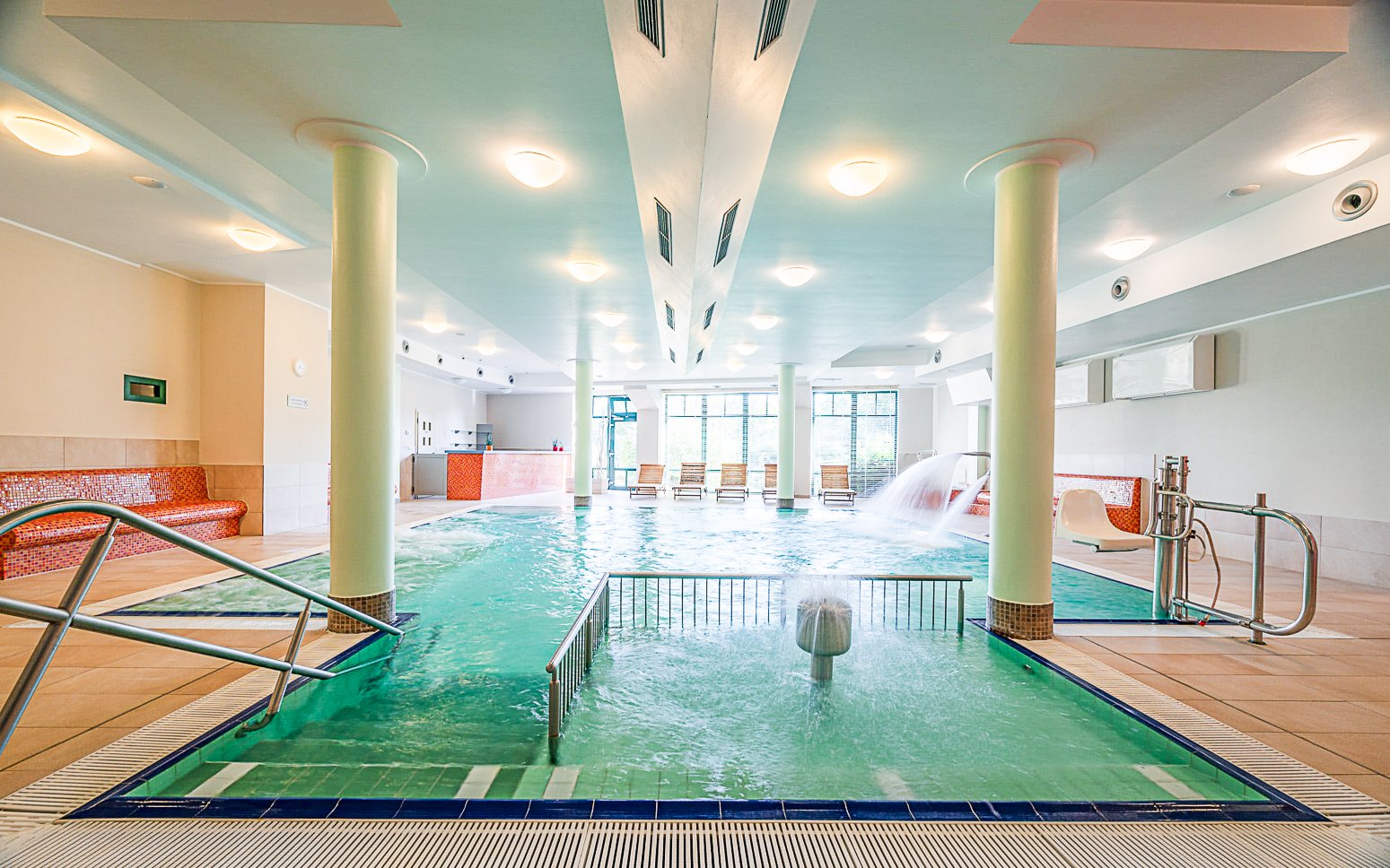 Orlické hory: Pobyt vo Vile Hotel Studánka *** obklopenej prírodou s polpenziou + wellness a romantický kúpeľ