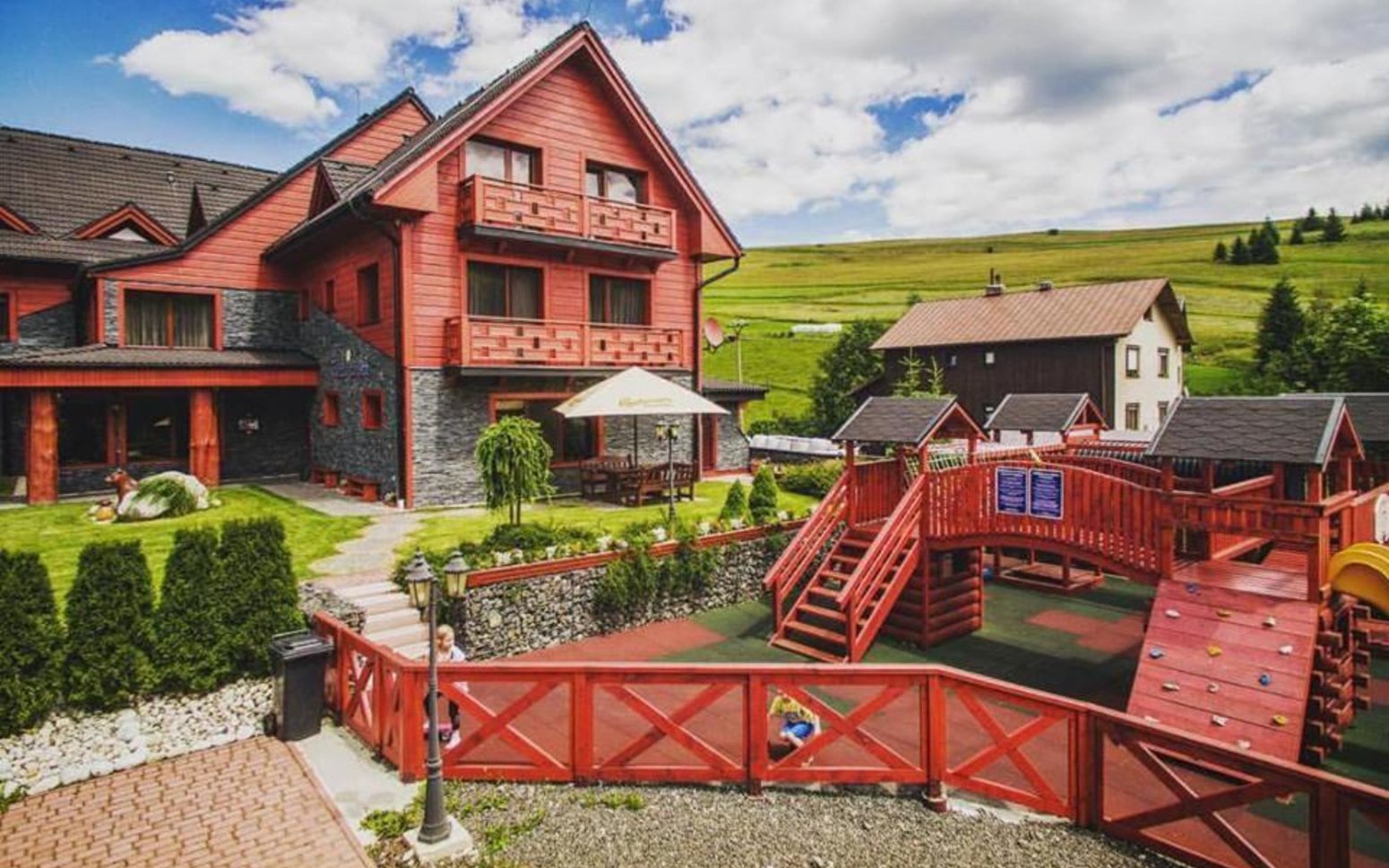 Belianske Tatry: Ždiar vo Winter & Summer Resorte *** s polpenziou, súkromnou vírivkou a detským kútikom