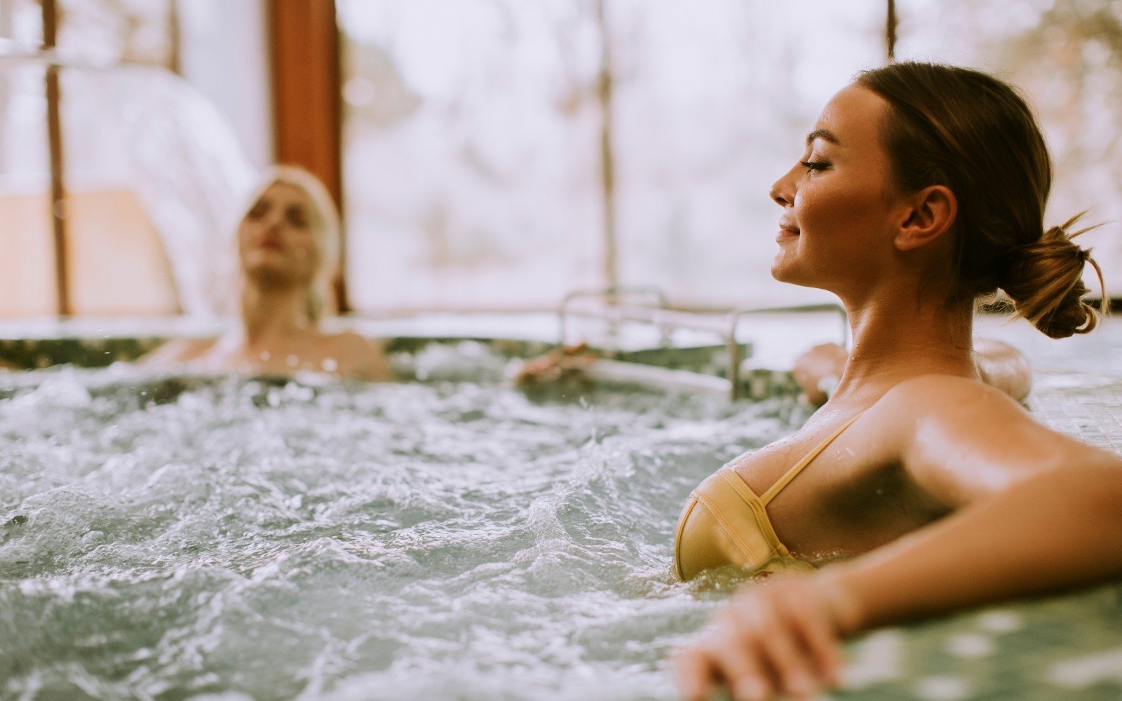 Jizerské hory: Lázně Libverda v Hoteli Central *** s raňajkami/polpenziou a wellness s vírivkou + sauna