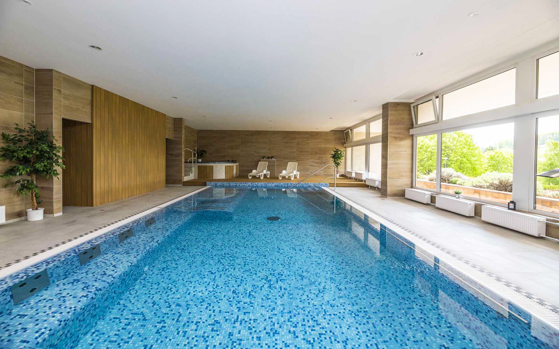 Luhačovice: Relax v Hoteli Harmonie *** s all inclusive stravou a nápojmi + 2 procedúry a neobmedzené wellness