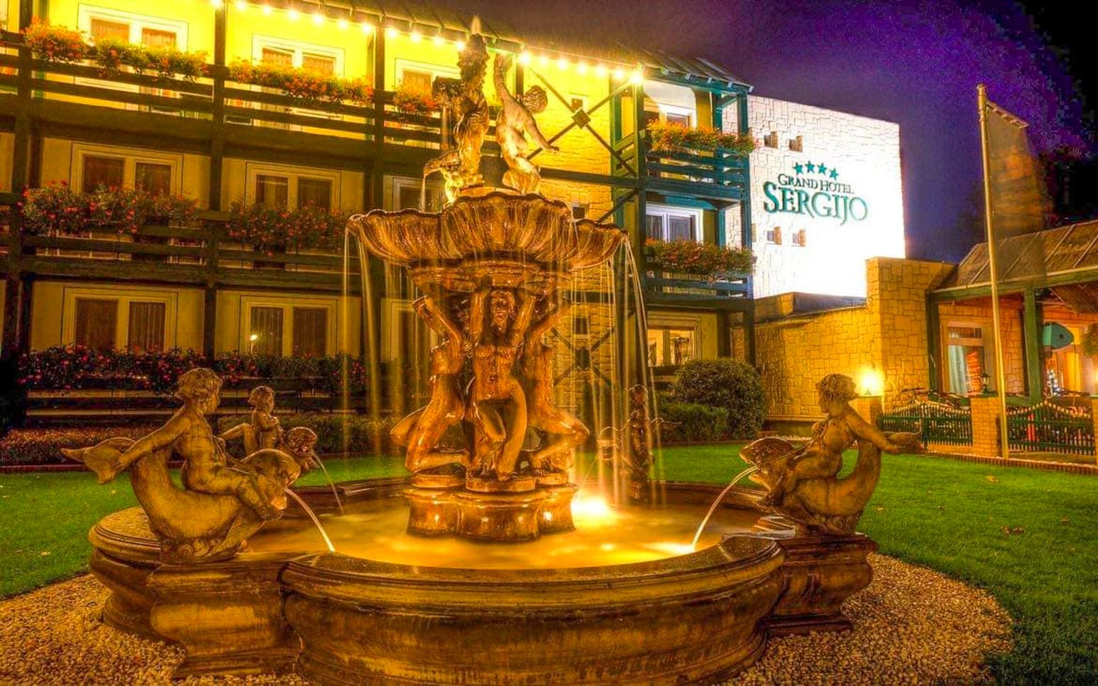Piešťany: Wellness pobyt v Grand Hotel Sergijo Residence **** s polpenziou, privátnym wellness a procedúrami