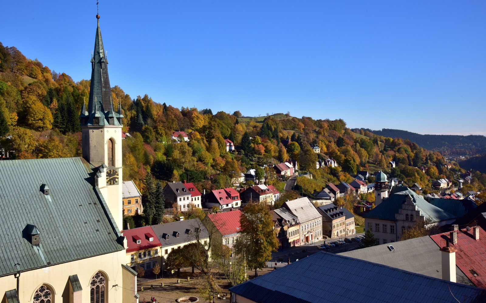 Krušné hory blízko kúpeľov a turistických cieľov: Jáchymov v Hoteli Orix s raňajkami + úschovňa bicyklov<br/>Hotel Orix ***, Dvořákova 647, Jáchymov 362 51, reservation@orix.cz