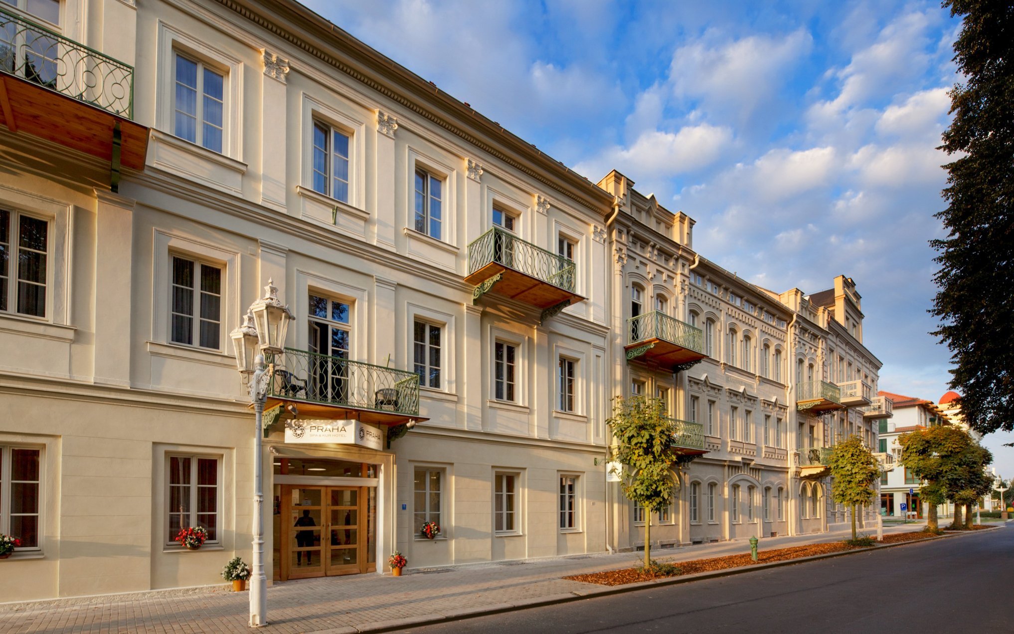 Františkovy Lázně: Badenia Hotel Praha *** s polpenziou, neobmedzeným wellness a liečebnými procedúrami
