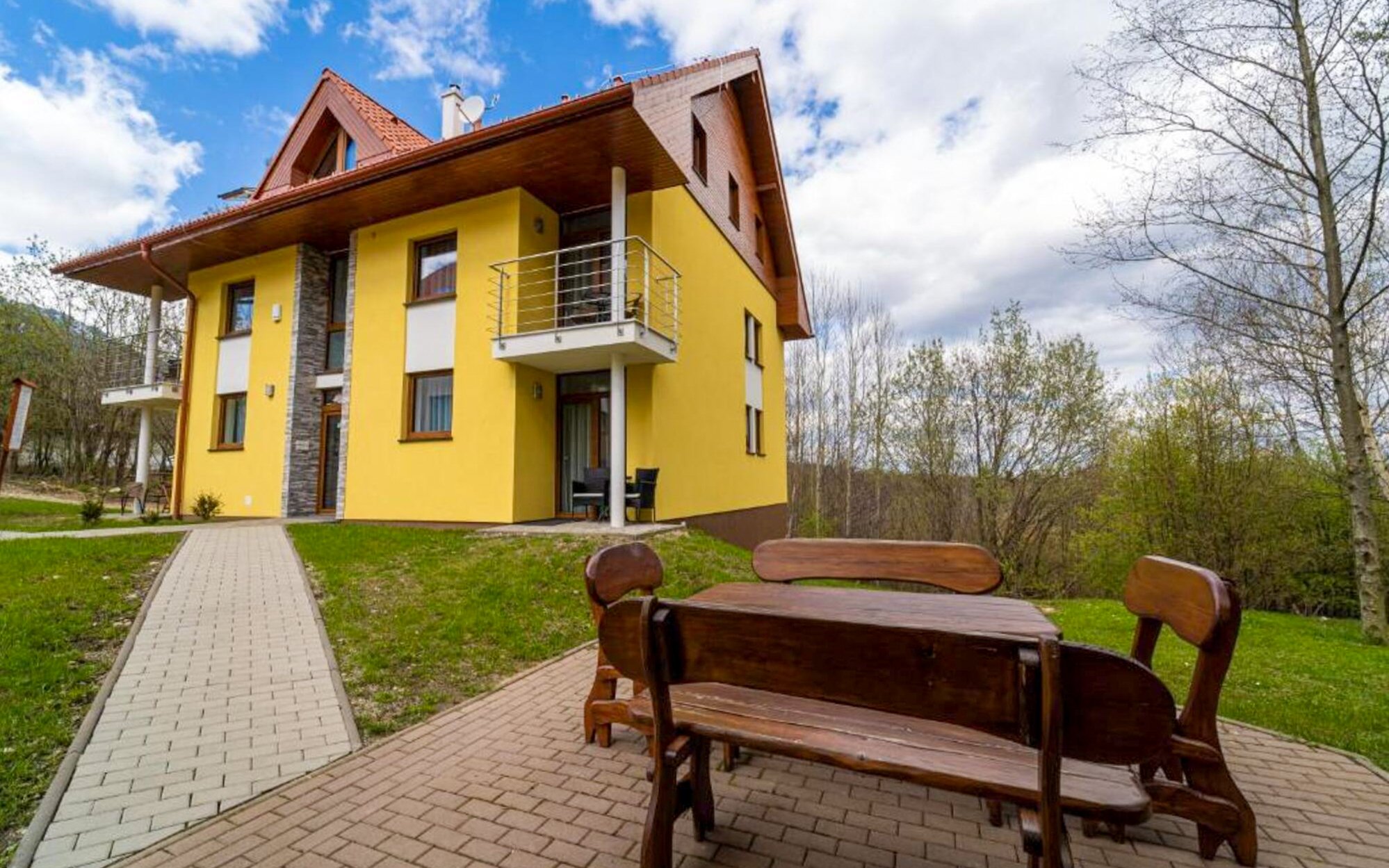 Pobyt vo Vysokých Tatrách v Rezorte Vila Credo s raňajkami a privátnym wellness (vírivka, sauny) + fľaša vína<br/>Resort Vila Credo, Dolný Smokovec 205, Vysoké Tatry 059 81, recepcia@hoteleuforia.sk