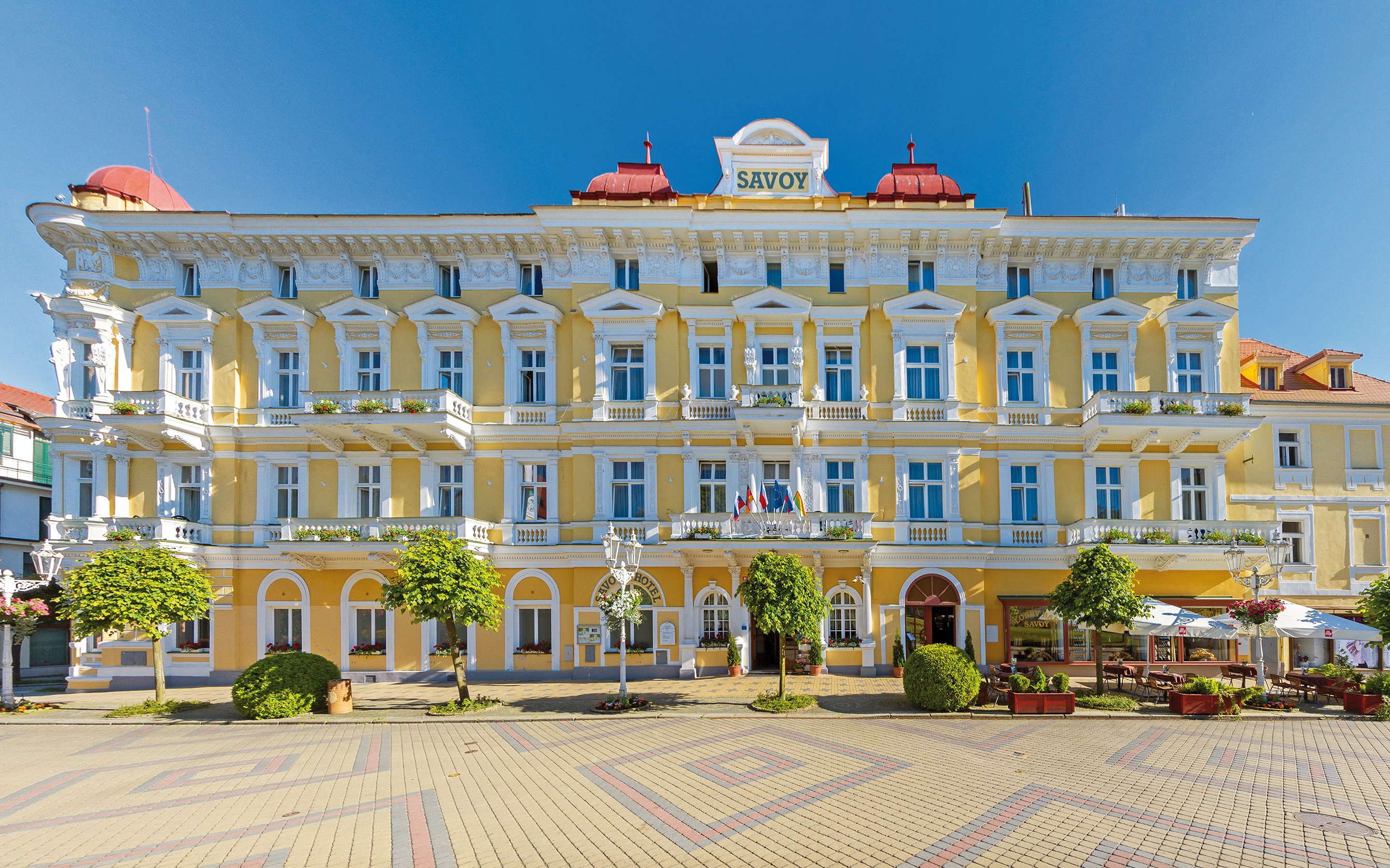 Františkovy Lázně v Spa Hoteli Savoy **** s polpenziou, thajskou masážou, bazénom a saunou + hudobné večery<br/>Spa Hotel Savoy ****, Ruská 427/4, Františkovy Lázně 351 01, reservation.savoy@hotelis.cz