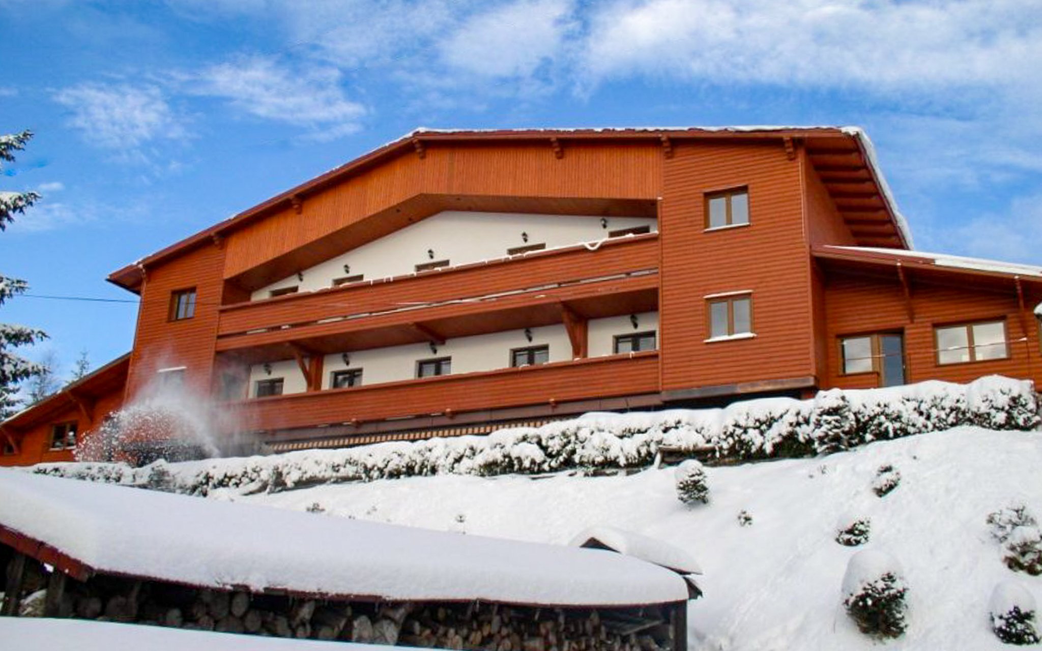 Krušné hory: Jáchymov pri Klínovci a skiareáloch v Pensione H s polpenziou + krytý bazén a wellness centrum