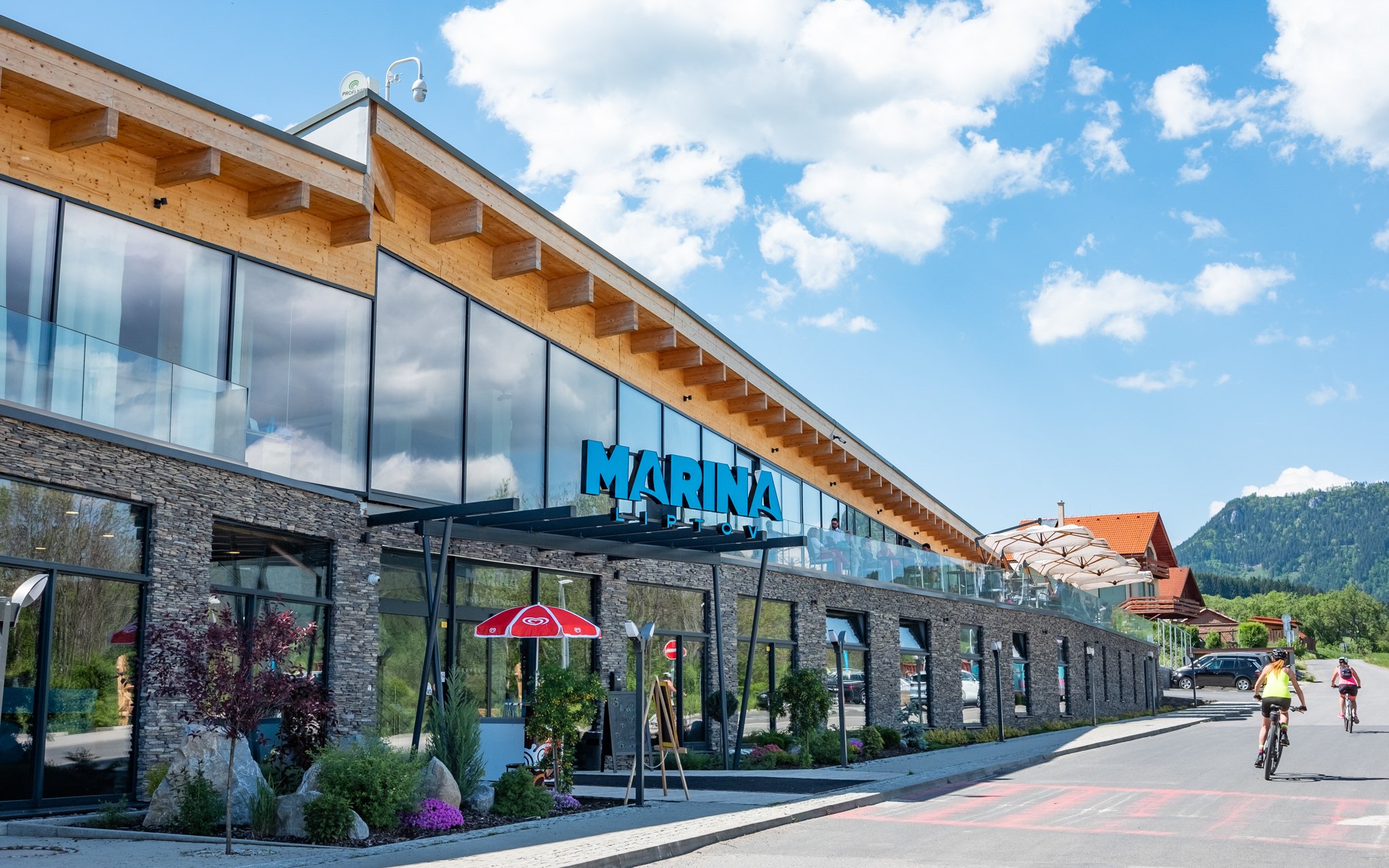 Pobyt blízko ski areálov a atrakcií v Marine Liptov s raňajkami a privátnym wellness (bazén, sauny) + fitness