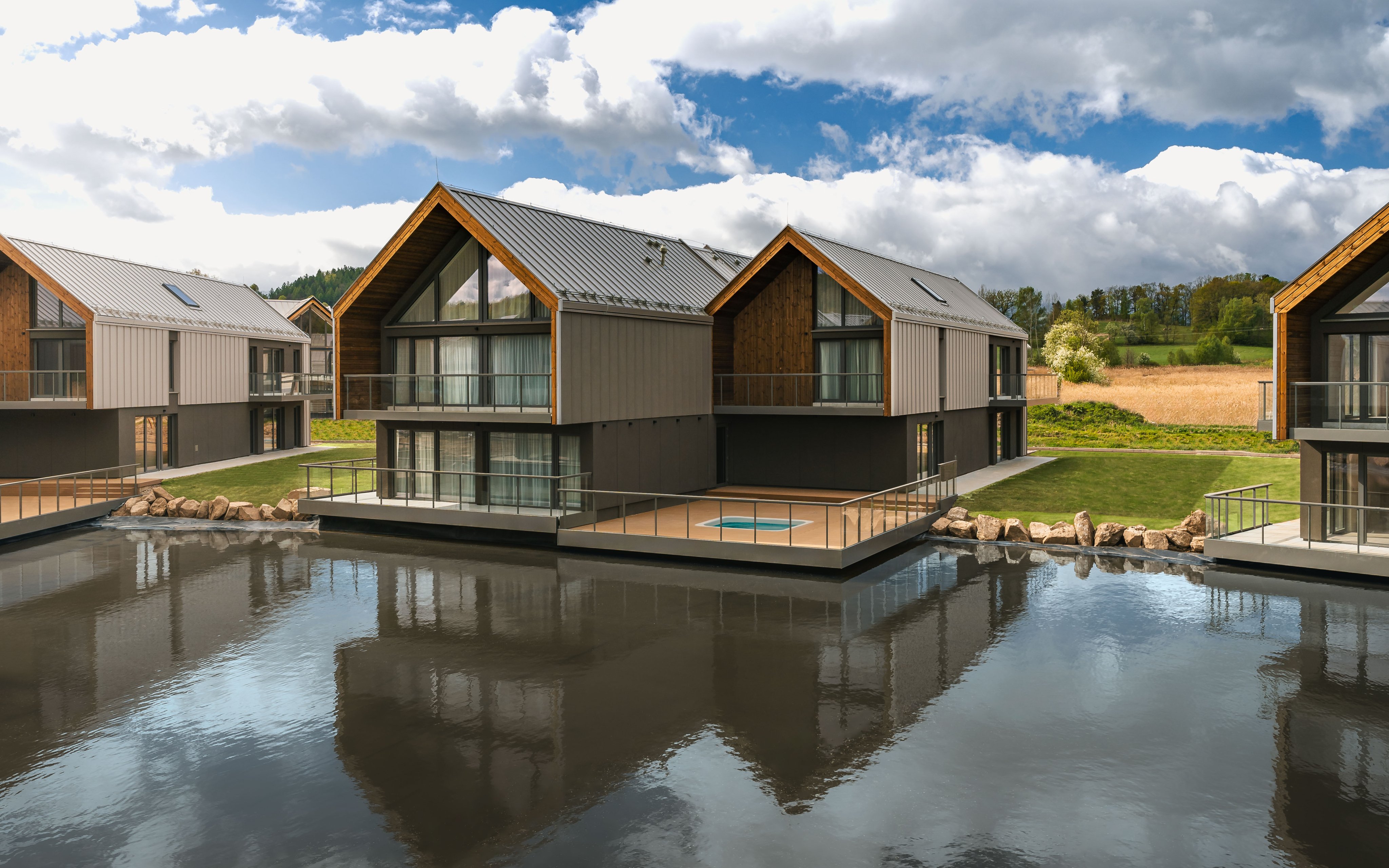 Poľské Krkonoše pri skiareáloch: Termy Karkonosze Resort & SPA s raňajkami či polpenziou + termálne wellness