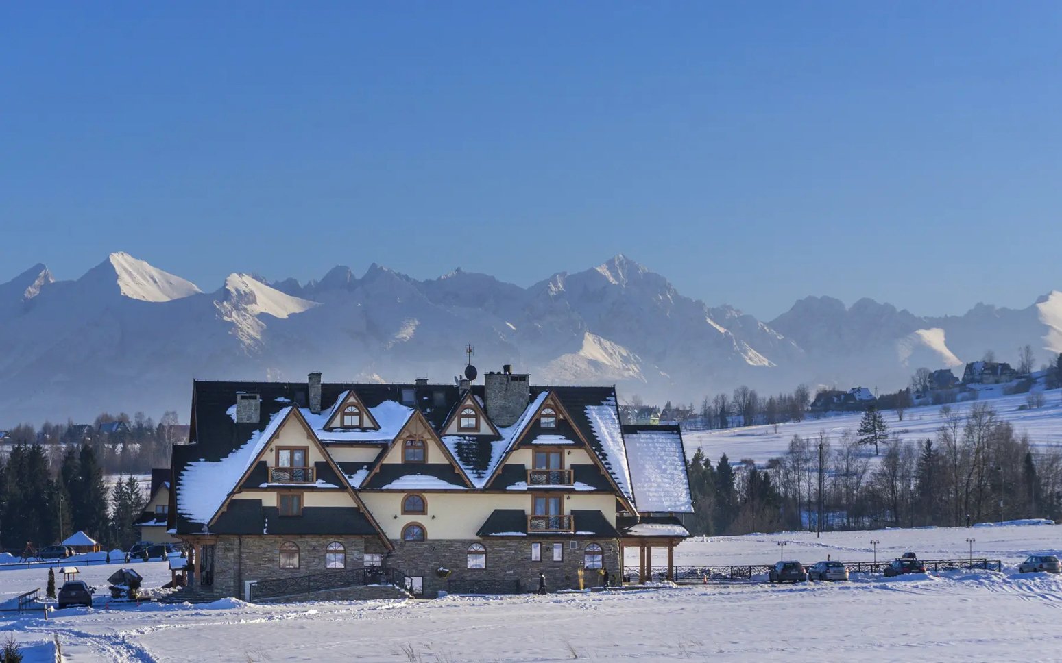 Poľské Tatry pri ski areáloch: Białka Tatrzańska v Penzióne Silverton s raňajkami, wellness a welcome drinkom