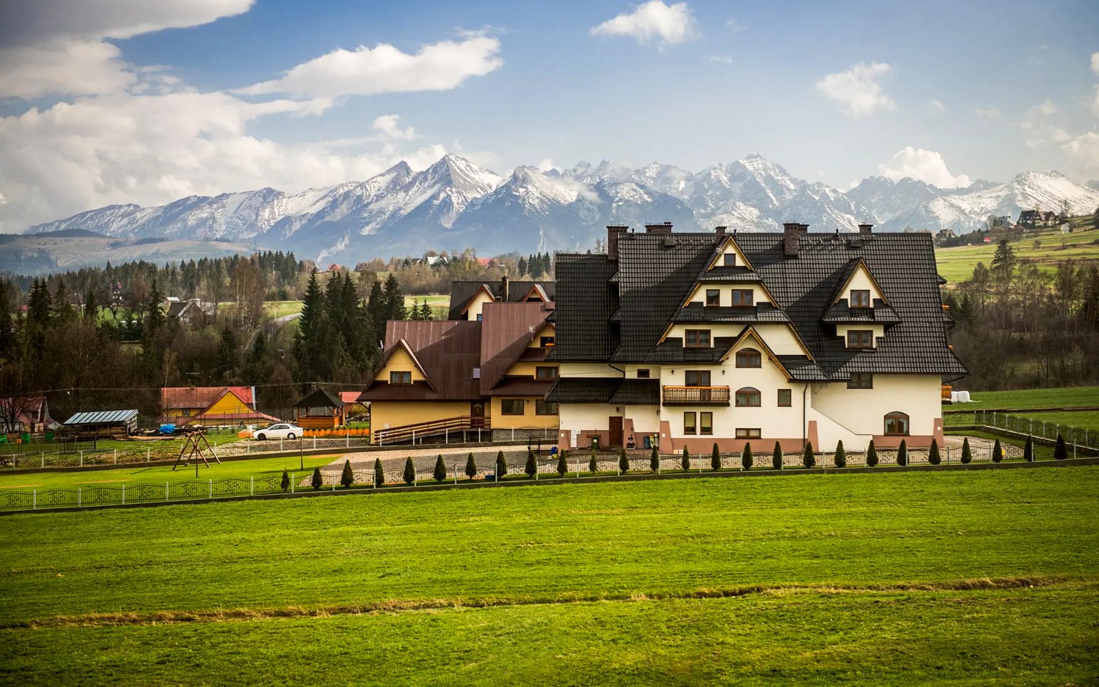 Poľské Tatry štýlovo: Białka Tatrzańska v Penzióne Silverton s raňajkami, saunou a posilňovňou + vírivka