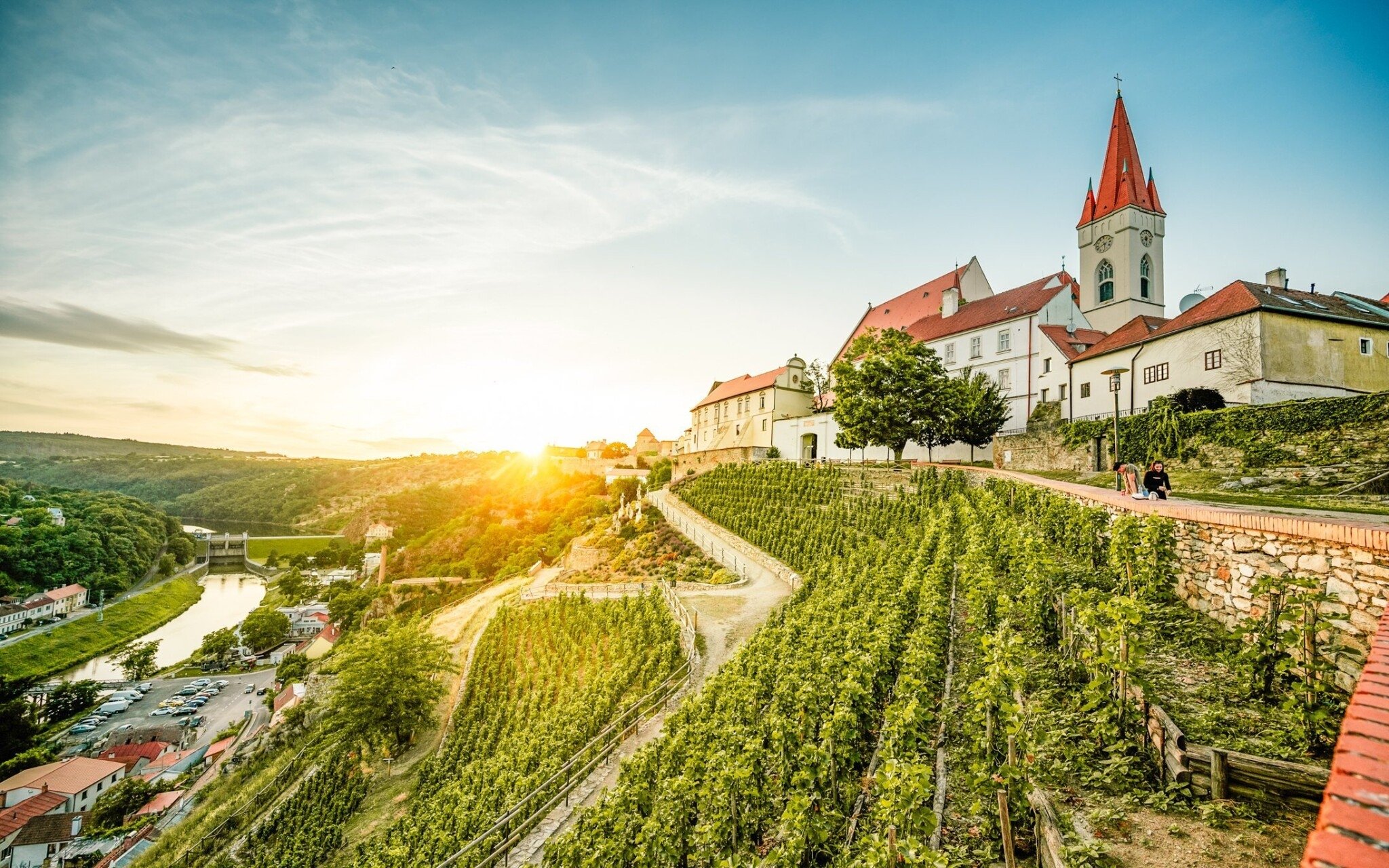 Znojmo pri Národnom parku Podyjí v Penzióne Blanka s polpenziou, vínom a a balíčkom zliav + vonkajší bazén