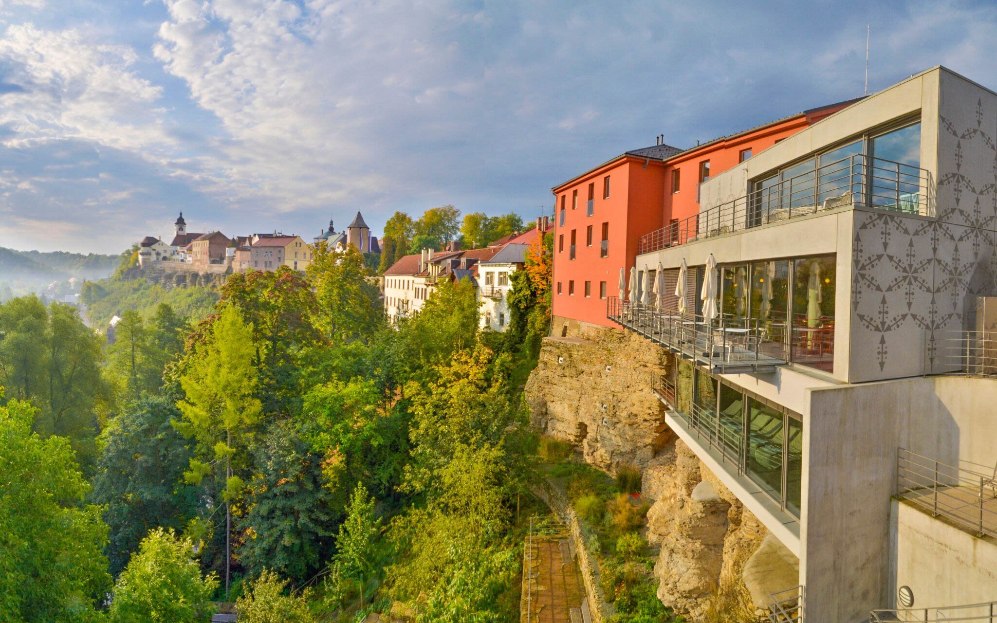 Orlické hory s úchvatným výhľadom v Hoteli Rajská zahrada **** s wellness, kúpeľom a welcome drinkom + raňajky