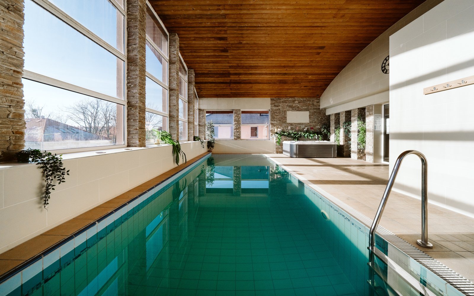 Maďarsko: Kúpele Győr v Hoteli Garzon Plaza **** s raňajkami a neobmedzeným wellness (bazén, vírivka, sauna)