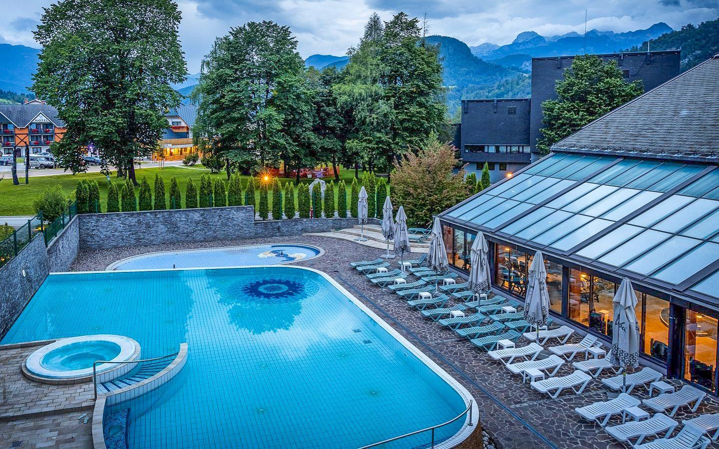 Slovinsko pri NP Triglav a jazere: Bohinj Eco Hotel ****+ s polpenziou, aquaparkom, wellness i saunovým svetom