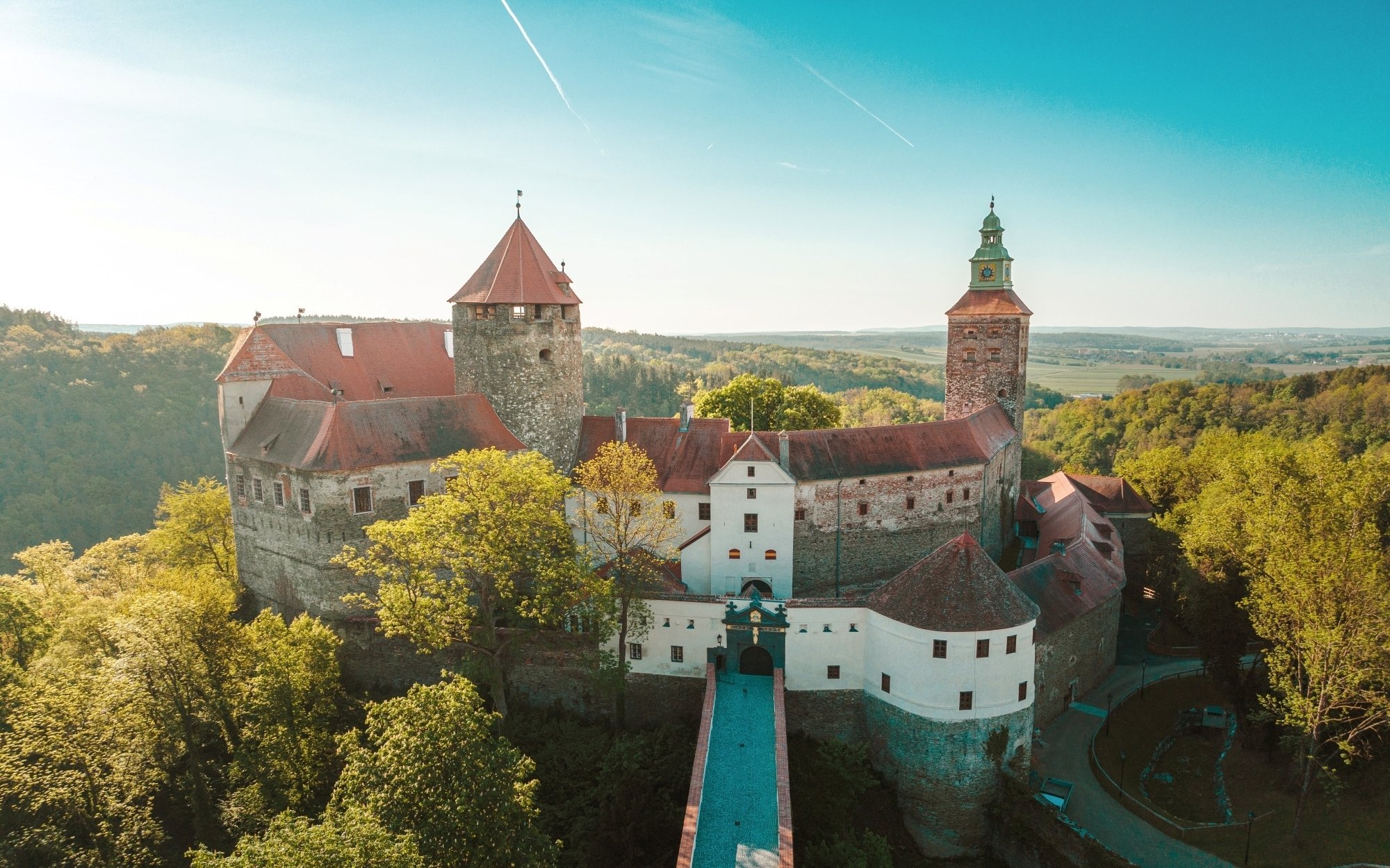 Burgenland v zámockom Burghoteli Schlaining s raňajkami a drinkom + vstupenky na hrad, degustácia a zľavy